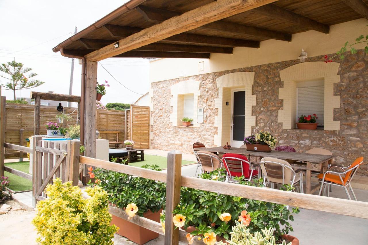 فيلا Casa Josep Camarles المظهر الخارجي الصورة